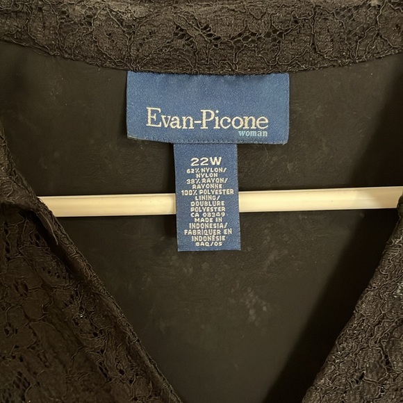 Size 22 lace black top - Picture 6 of 6